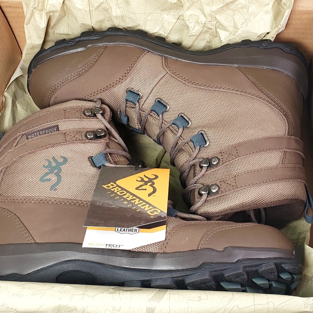 New in box Browning Buck Shadow waterproof insulated hunting  hiking boots Sz 7